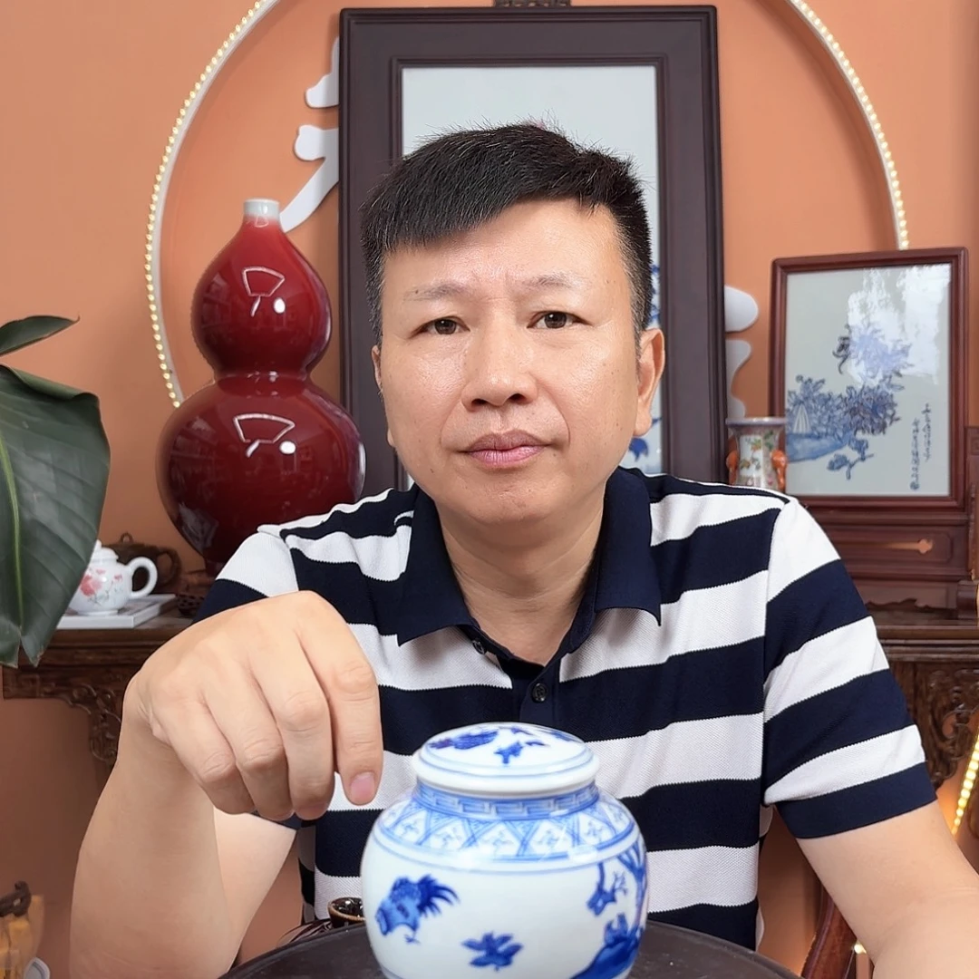 景德镇陶瓷手工罐子