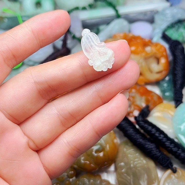 未镶嵌挂件翡翠翡翠