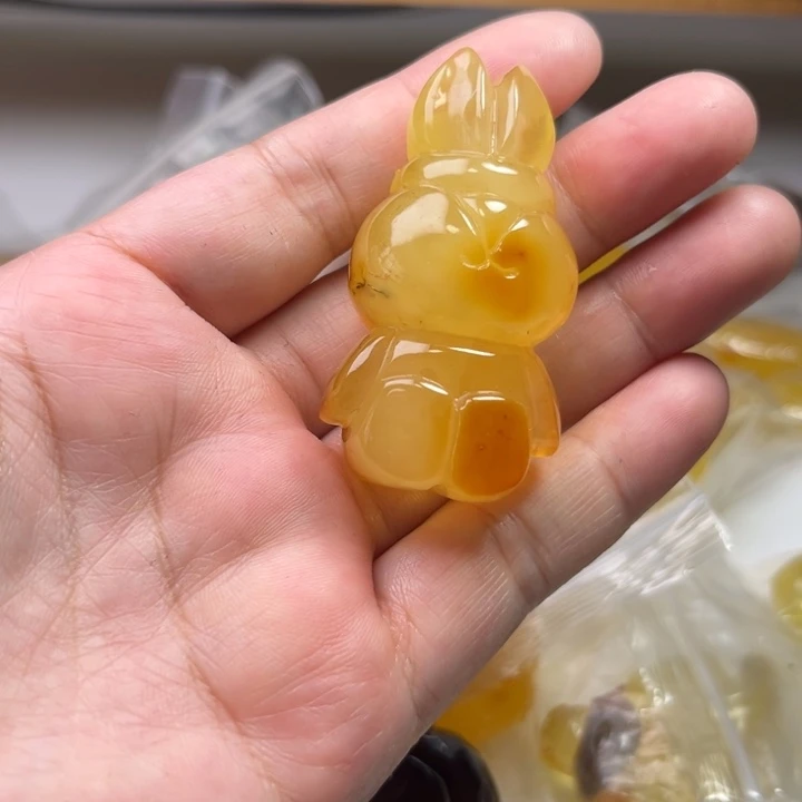 琥珀颈饰未镶嵌琥珀蜜蜡