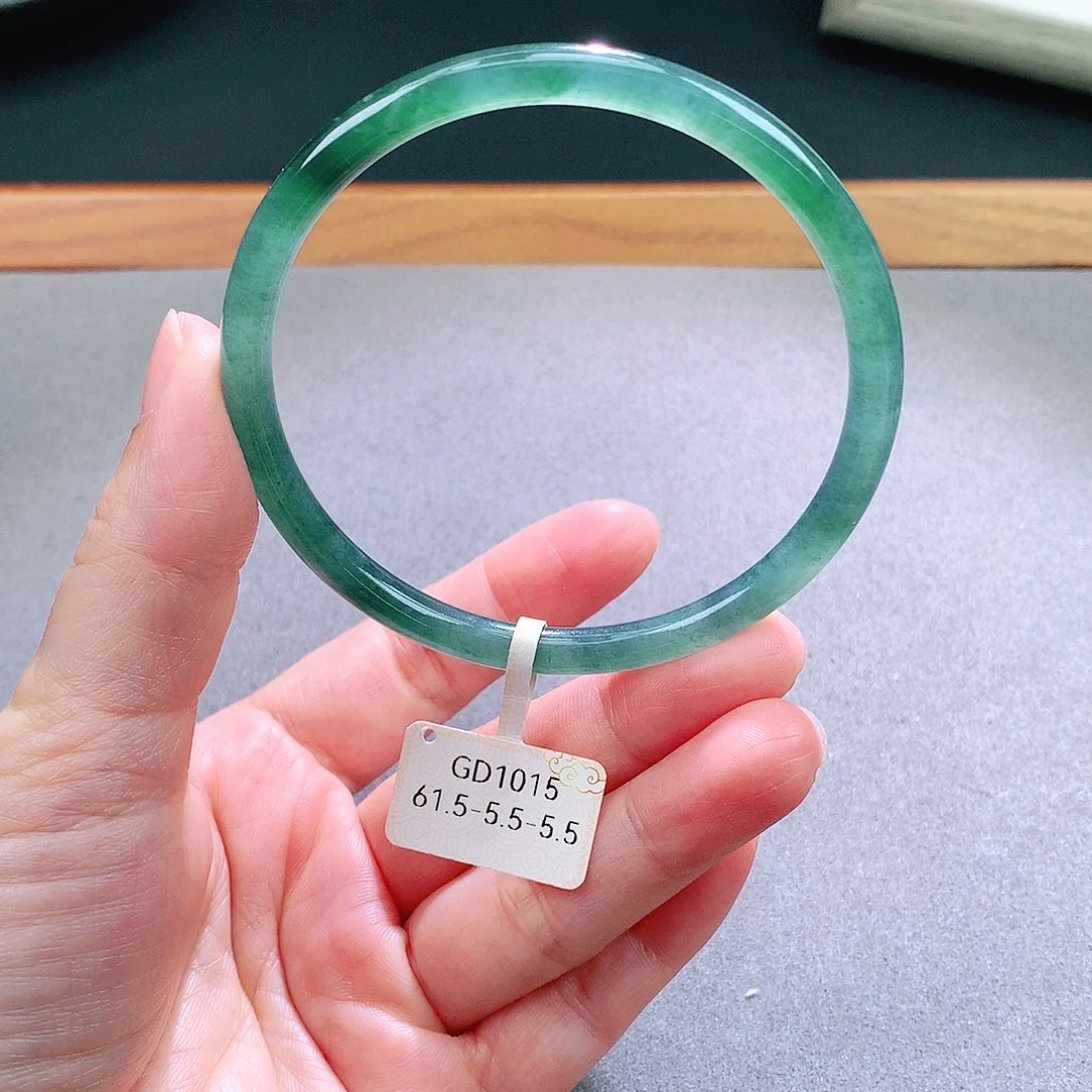 翡翠未镶嵌手镯天然翡翠手镯a货