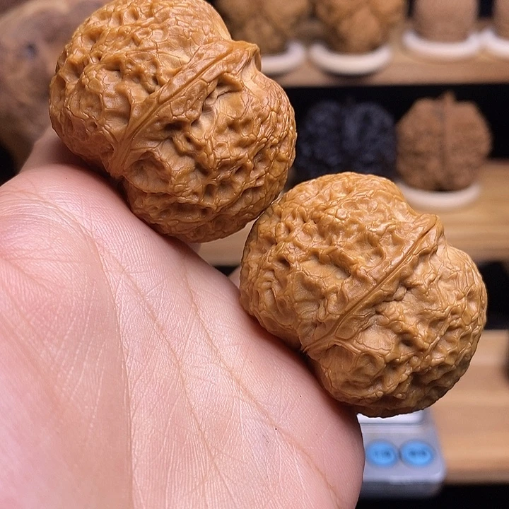 文玩核桃吊坠小胖墩44