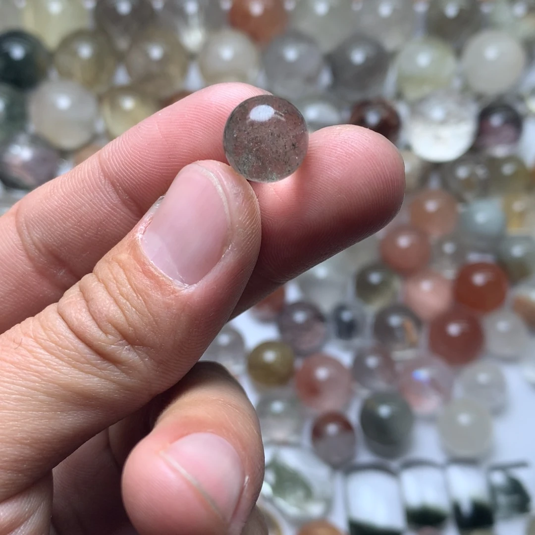水晶珠宝半成品未镶嵌绿幽灵球