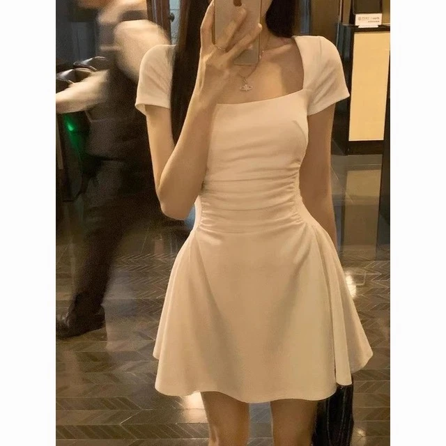 法式桔梗白色方领掐腰连衣裙女夏季小个子修身初恋小白裙气质长裙