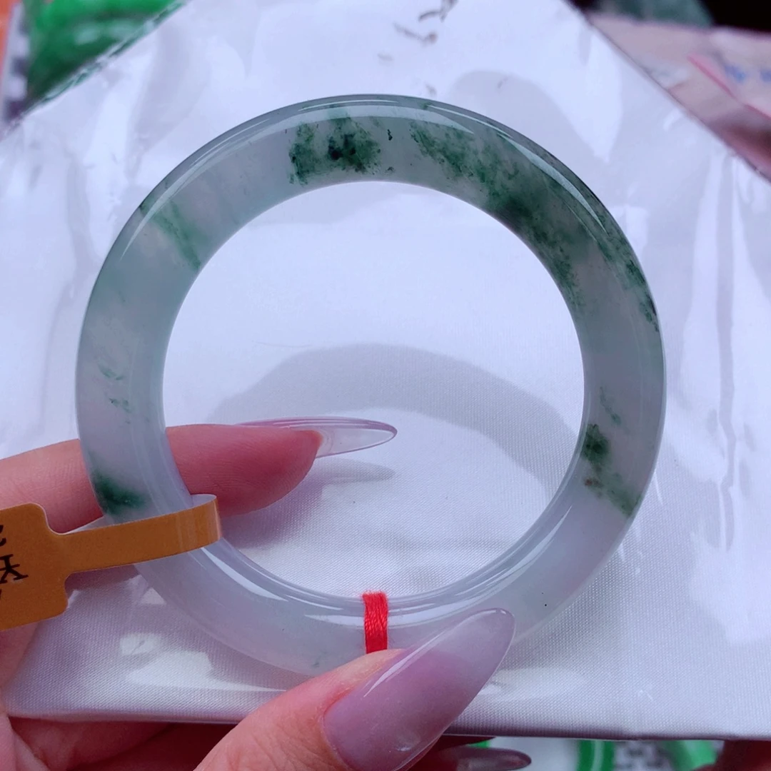 翡翠未镶嵌手镯翡翠