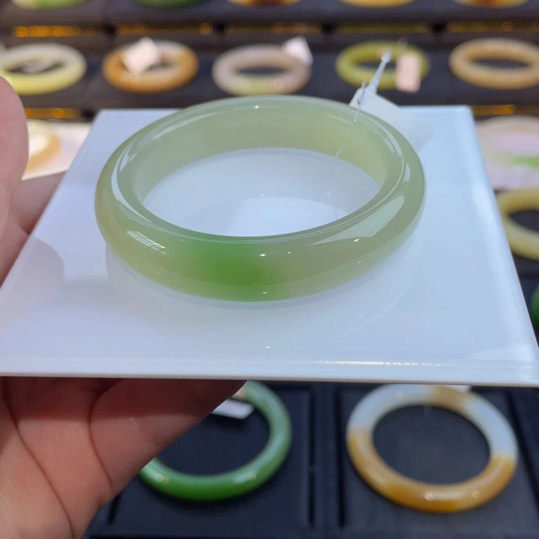 和田玉手镯未镶嵌翠青手镯51➕