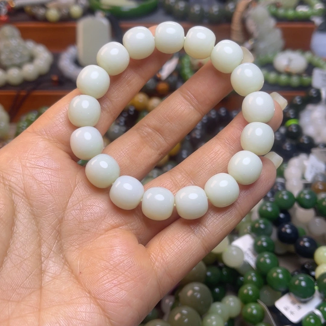 和田玉未镶嵌手链