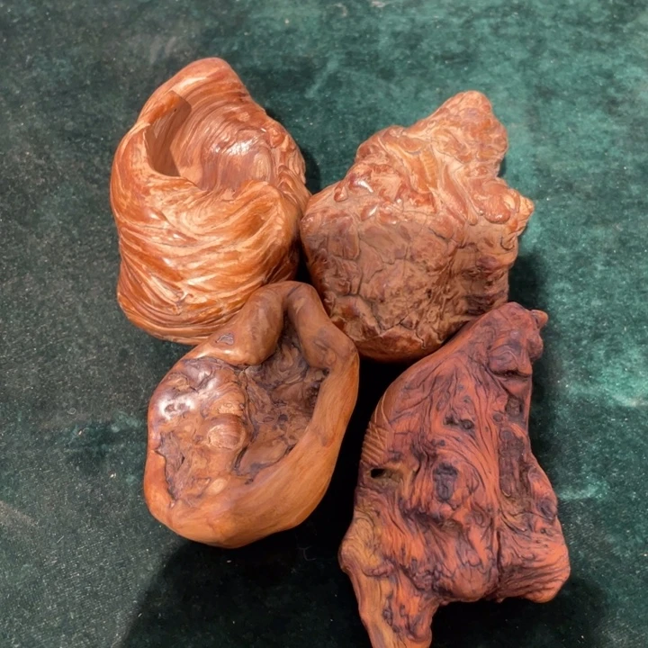 玊***柏木（崖柏）随型手把件