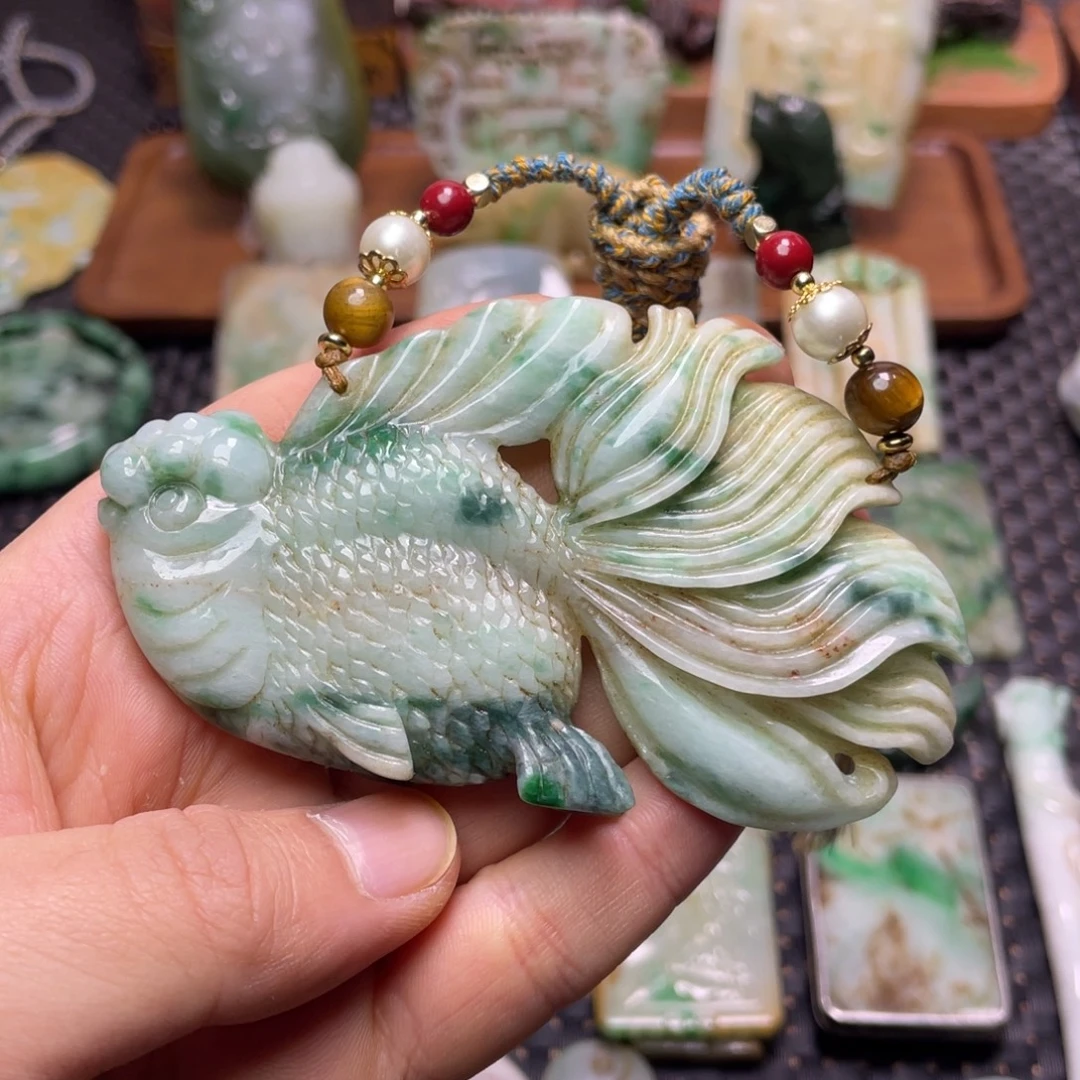 *****翡翠未镶嵌颈饰翡翠颈饰未镶嵌