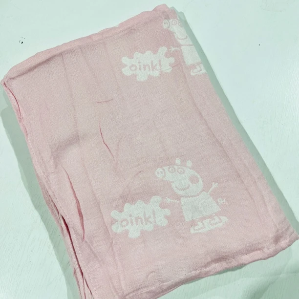 小梅家竹纤维盖毯尺寸110x140cm柔软亲肤不起球 佩奇款