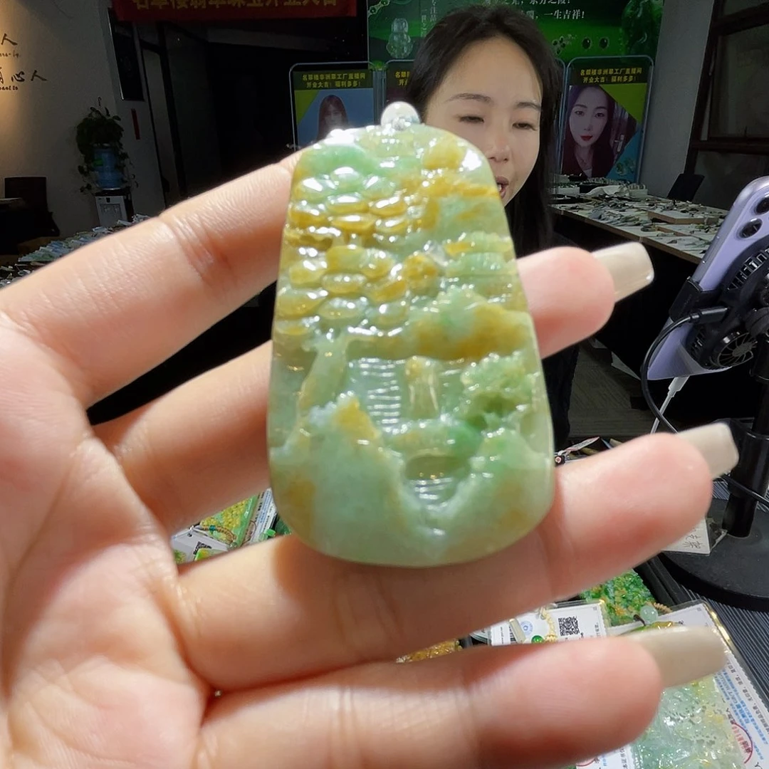 颈饰未镶嵌翡翠一