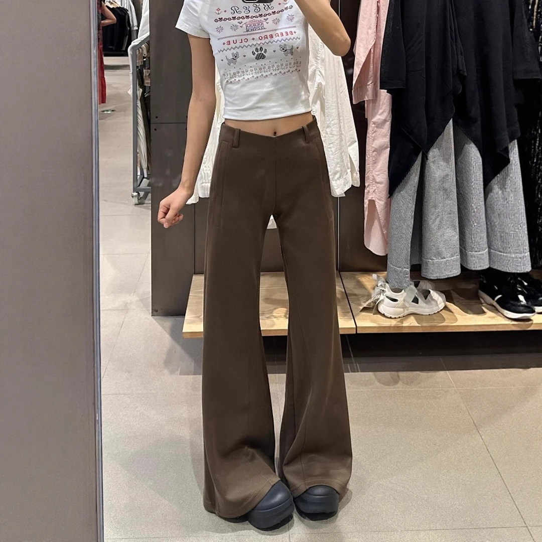 咖色辣妹低腰微喇休闲裤女2025新款秋季修身胖mm显瘦垂感运动卫裤