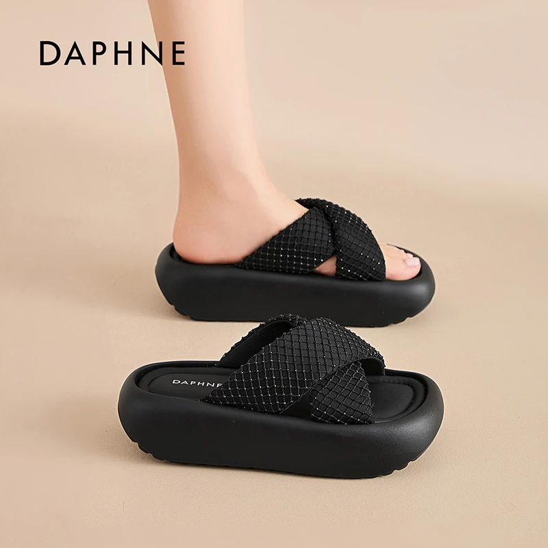 达芙妮厚底一字凉拖鞋女2025夏季新款舒适百搭外穿防滑露趾凉鞋