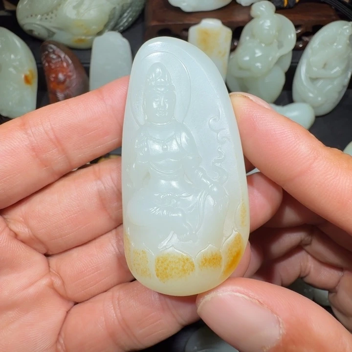 颈饰未镶嵌和田玉王*洪