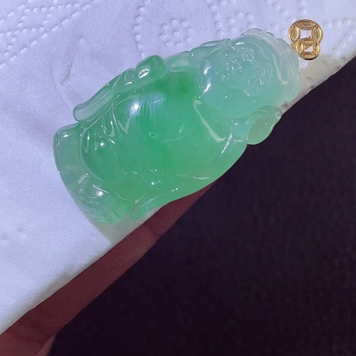 颈饰18K金镶嵌翡翠翡翠