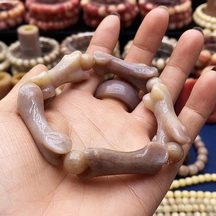 驼骨其他紫血手链