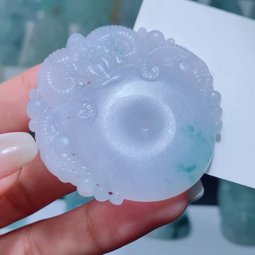 未镶嵌吊坠定制翡翠