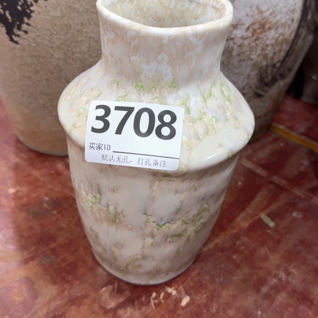凝****摆件景德镇高温花瓶编码3708高22口7默认无孔