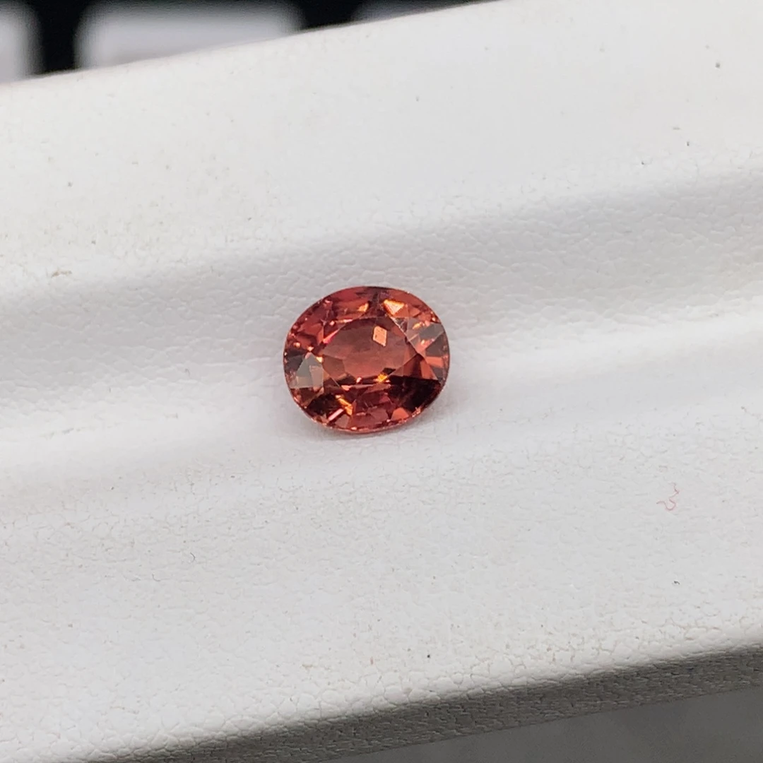 碧玺裸石未镶嵌1.8克拉