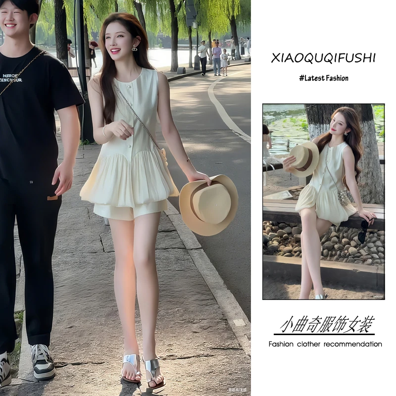 夏季流行穿搭一整套新款2025韩系氛围感无袖拼接上衣短裤两件套女