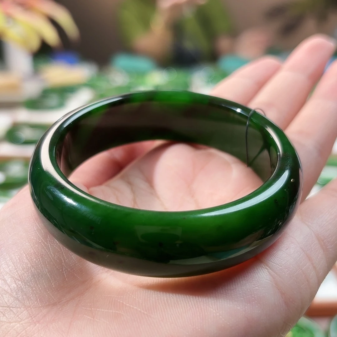 未镶嵌手镯和田玉（碧玉）