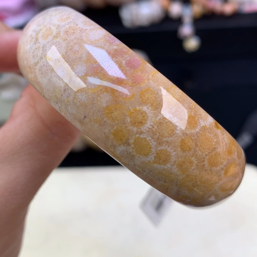 硅化珊瑚（珊瑚玉）未镶嵌吊坠(赠链)（56号）手镯五折54.3圈