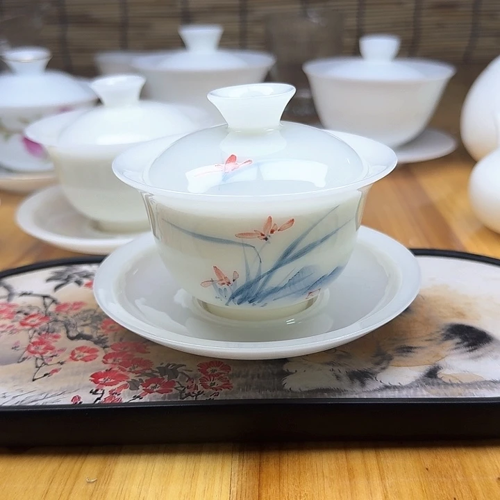 瓷璞玉釉下彩手绘空谷幽兰三才盖碗