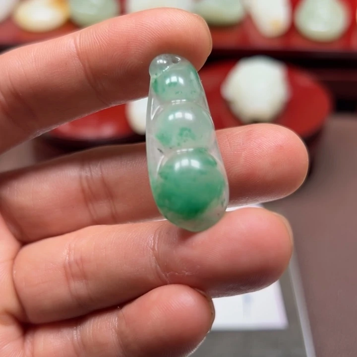 石英质玉未镶嵌挂件挂件