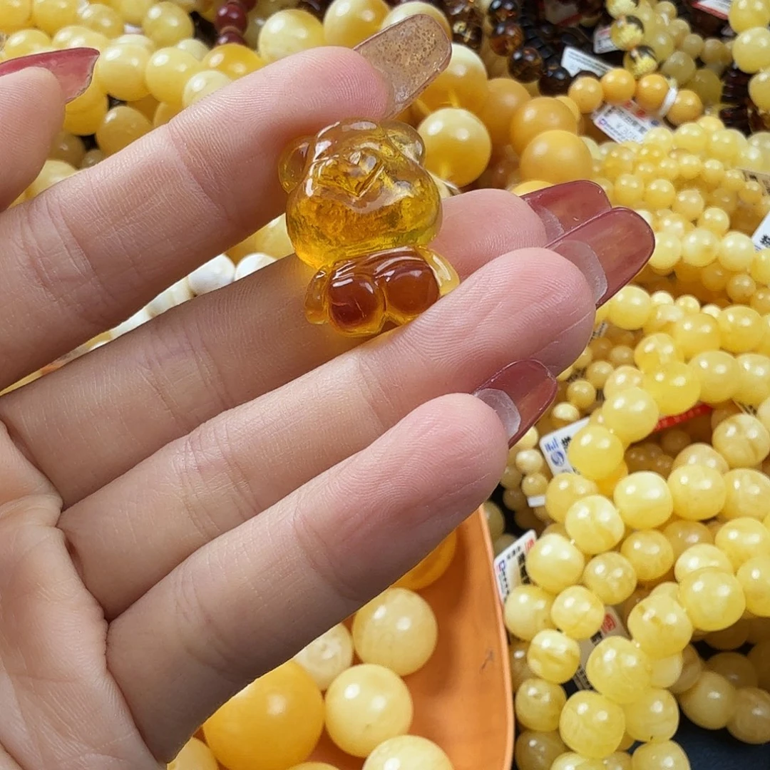 琥珀未镶嵌珠宝奇石