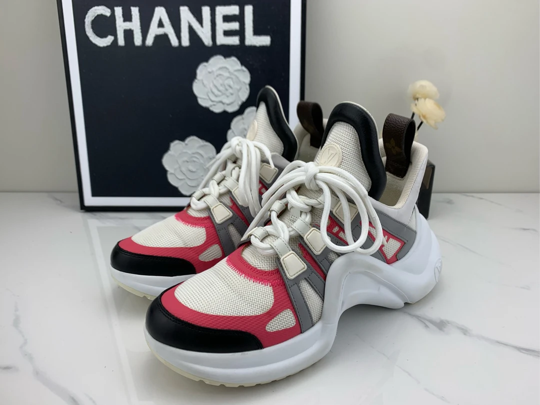 Louis vuitton 路易威登 lv archlight 白红老爹鞋/98新/jm00203