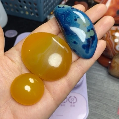 未镶嵌玛瑙/玉髓珠宝奇石布***喵