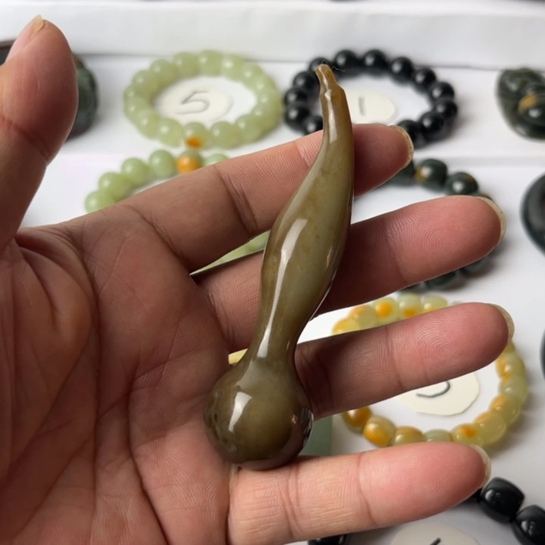 【闪购商品】岫岩老玉（透闪石质玉）未镶嵌把件