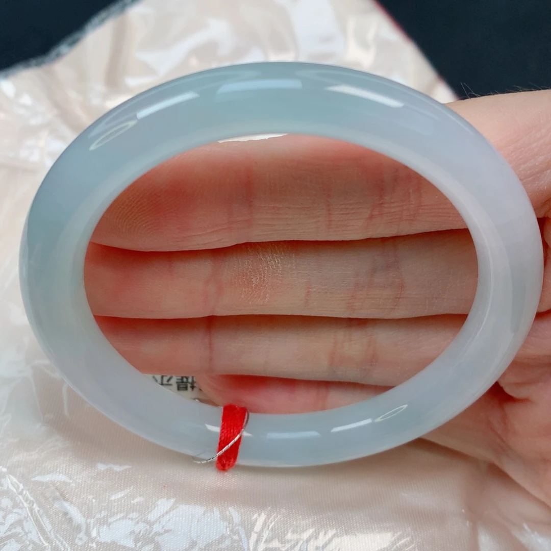 未镶嵌手镯翡翠53.5美人条，糯冰起光，细纹，019