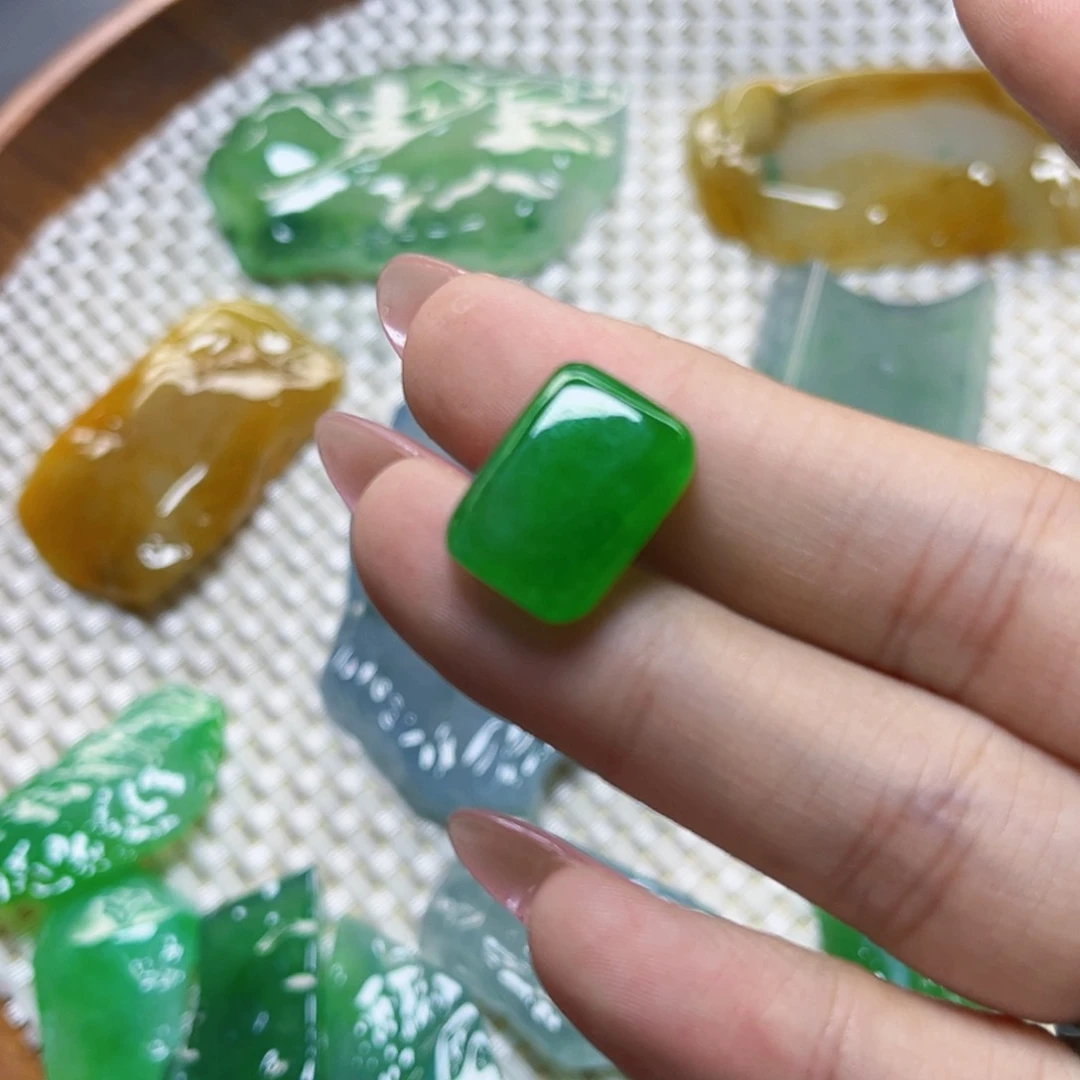 未镶嵌定制翡翠翡翠首饰