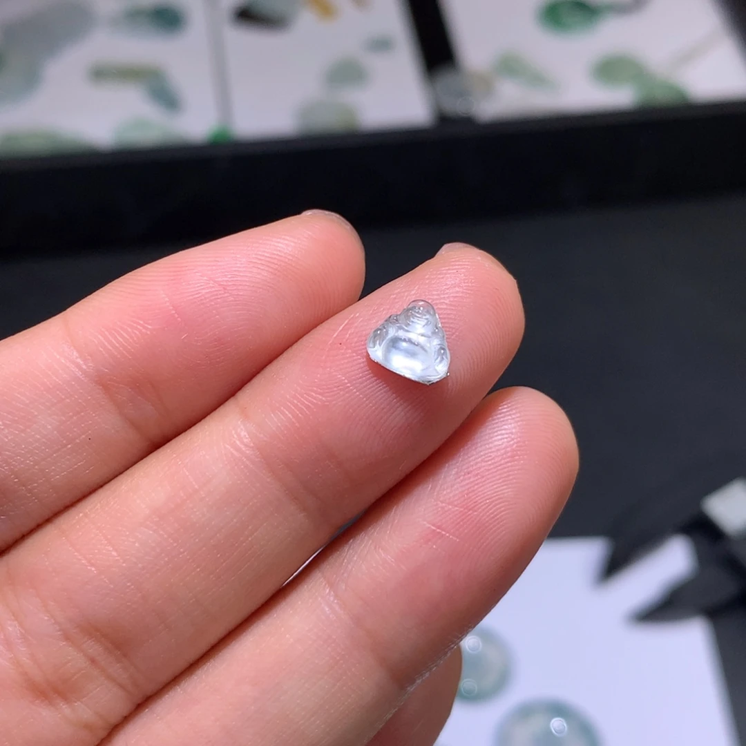 翡翠未镶嵌颈饰6.0/6.6/2.3