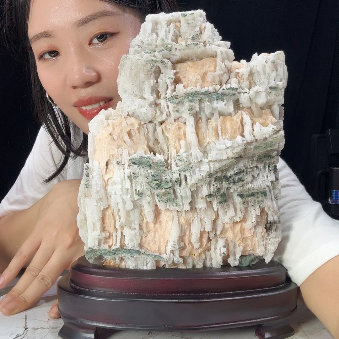 纪***坤石头北宣石摆件一个