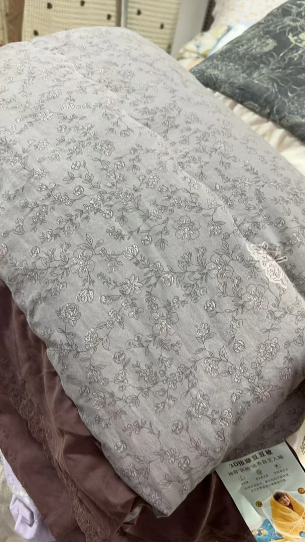 法式大花边 斜纹棉 豆豆被 春秋被 冬被  处理