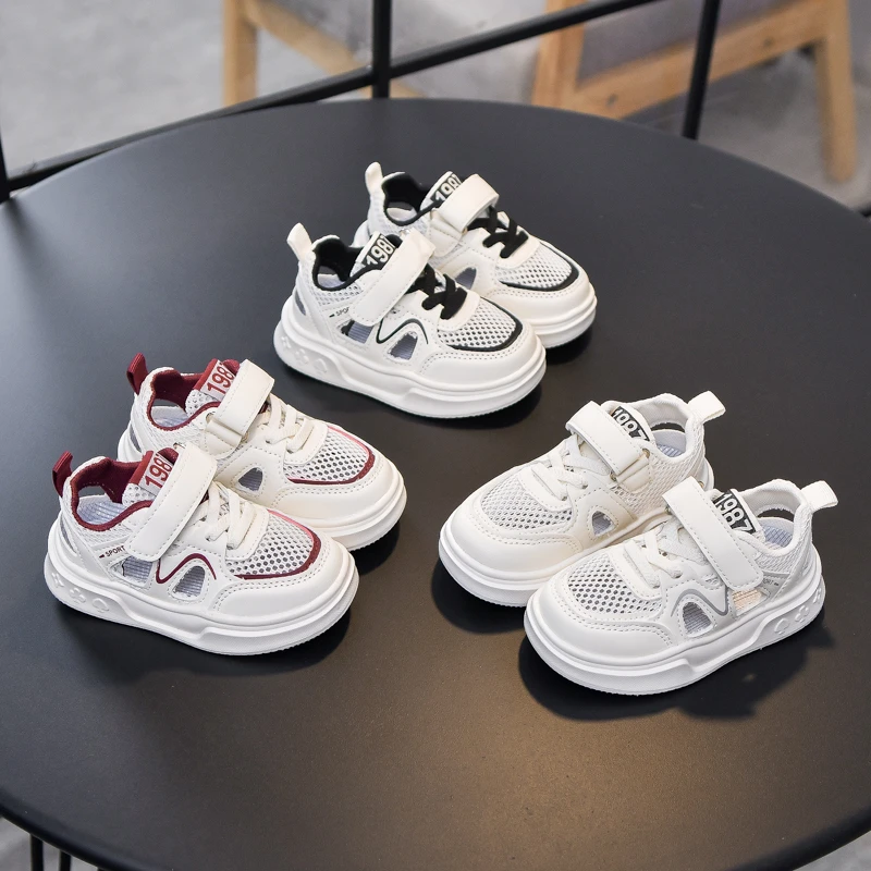 儿童运动鞋夏季新款男童网面透气镂空洞洞鞋女童软底防滑休闲凉鞋