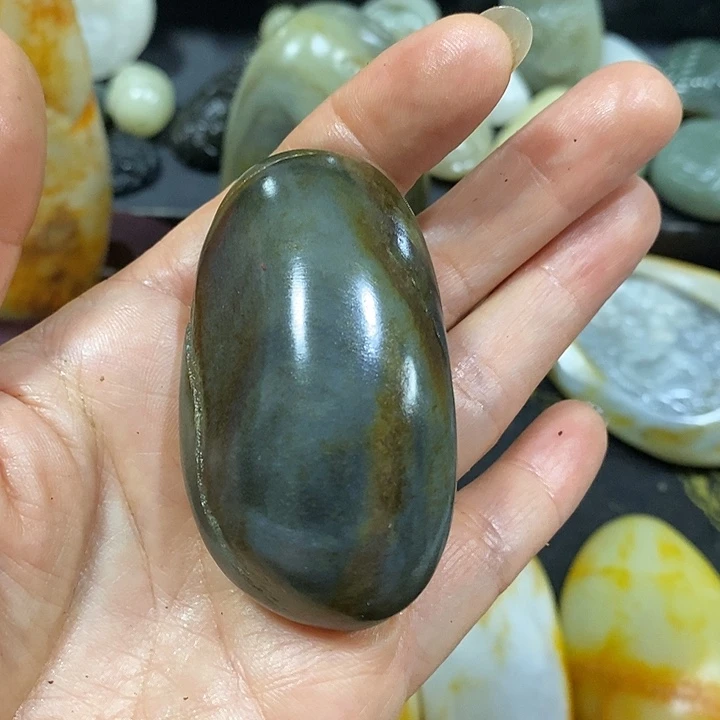 未镶嵌和田玉（糖玉）挂件