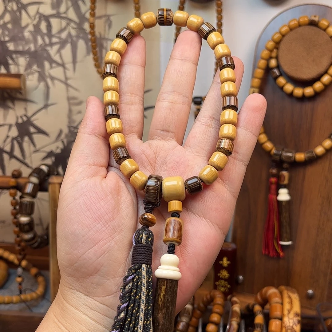 可***馨拂云梢手作。 手持