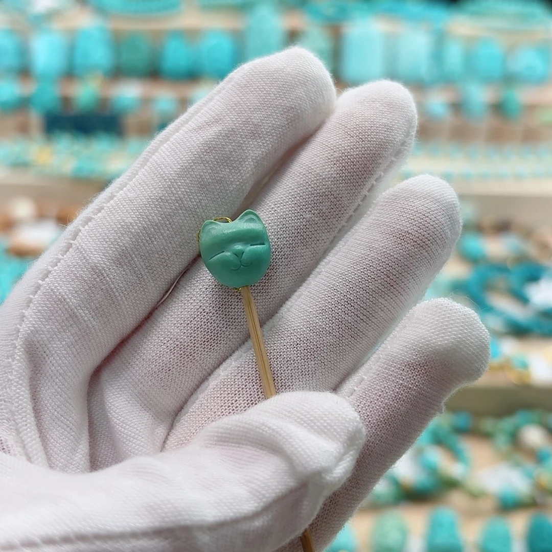 绿松石未镶嵌珠宝奇石