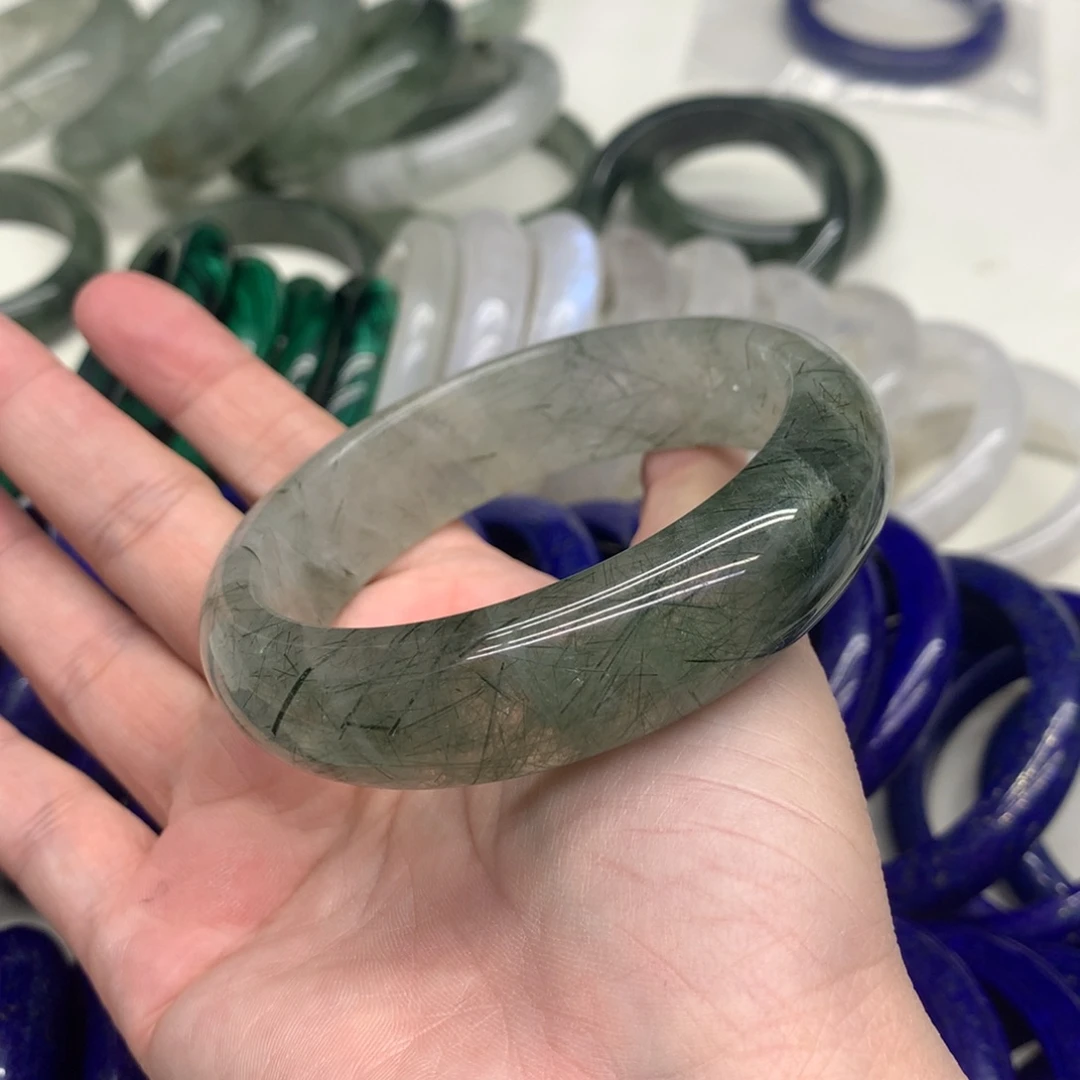 刘***霞发晶手镯未镶嵌手镯