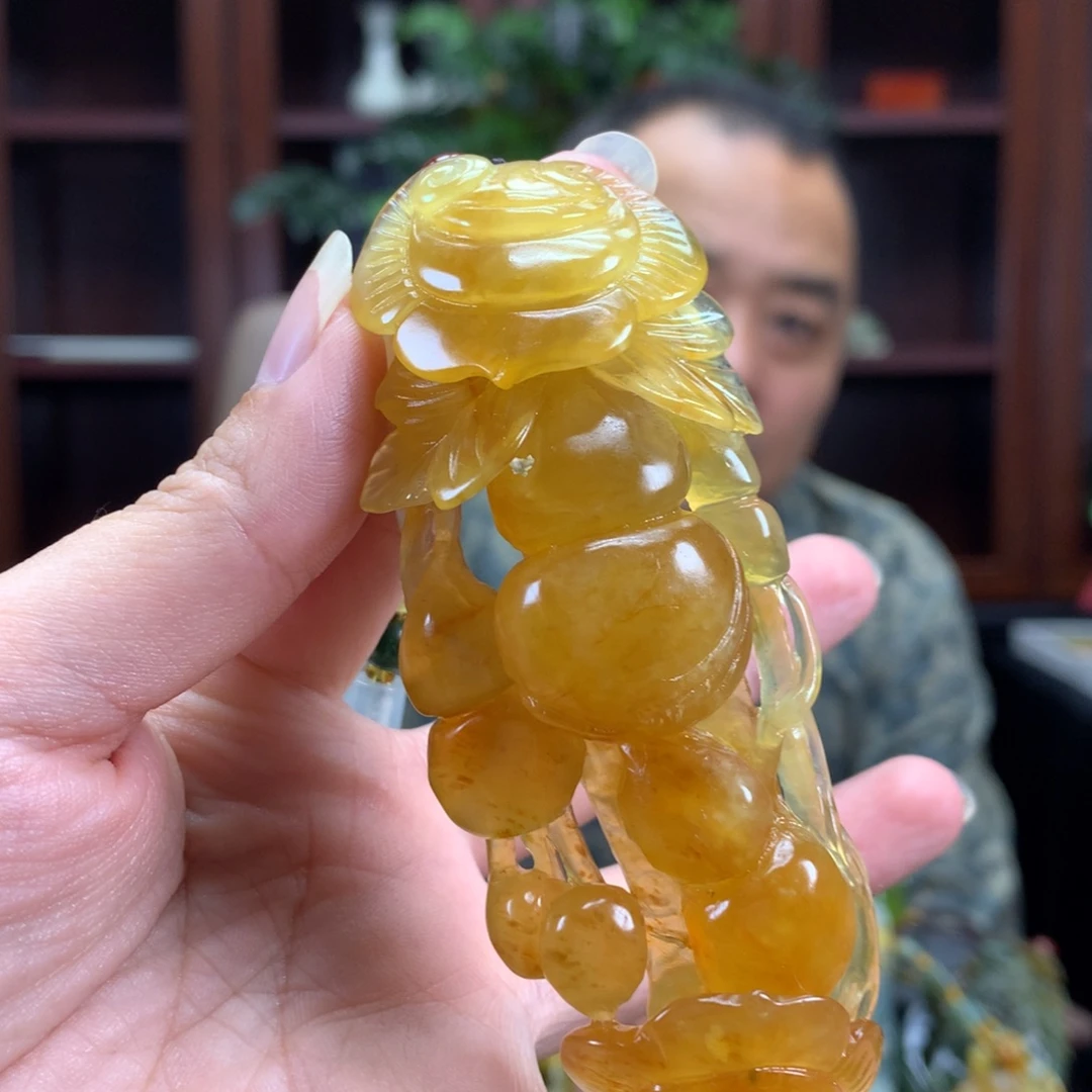 未镶嵌蛇纹石玉颈饰