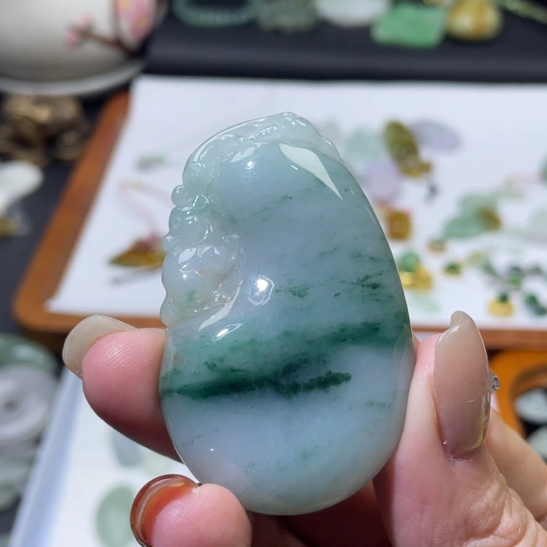 颈饰未镶嵌翡翠涅**生分单