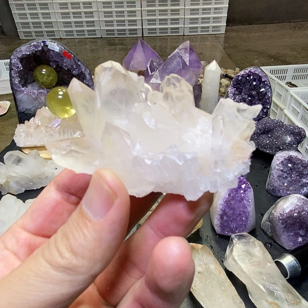 未镶嵌珠宝半成品水晶