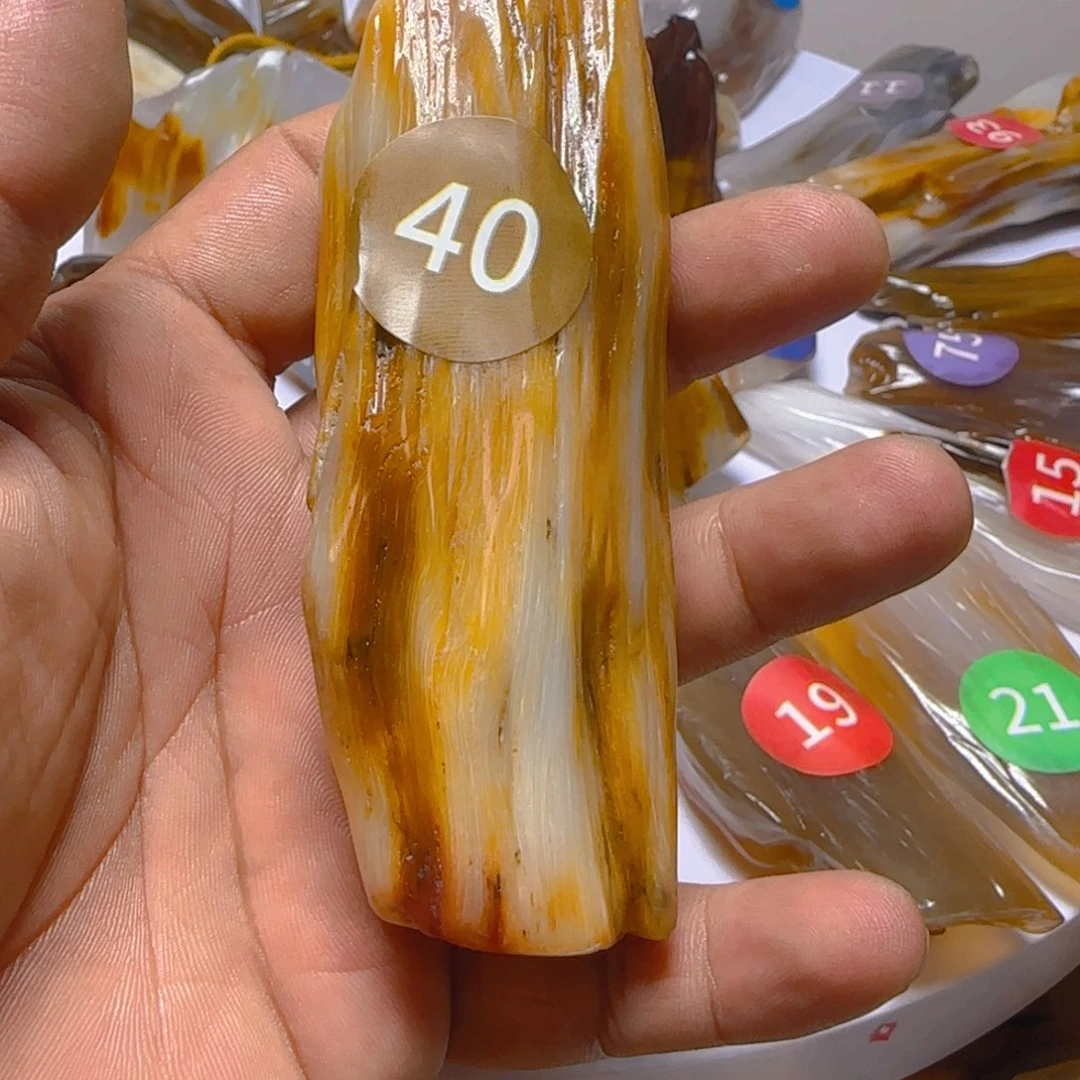 用***9未镶嵌手把硅化玉