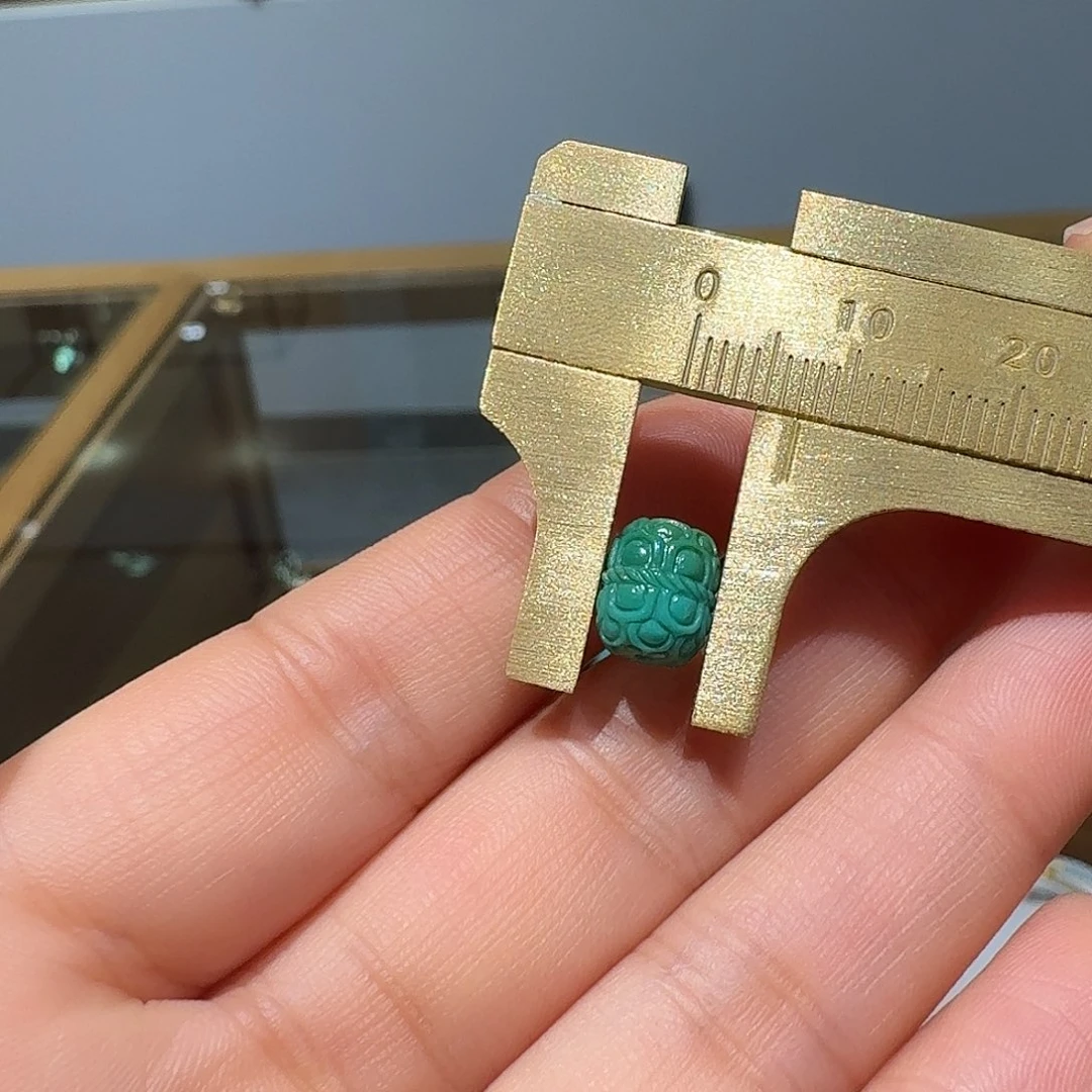 绿松石未镶嵌天然原矿绿松石配饰