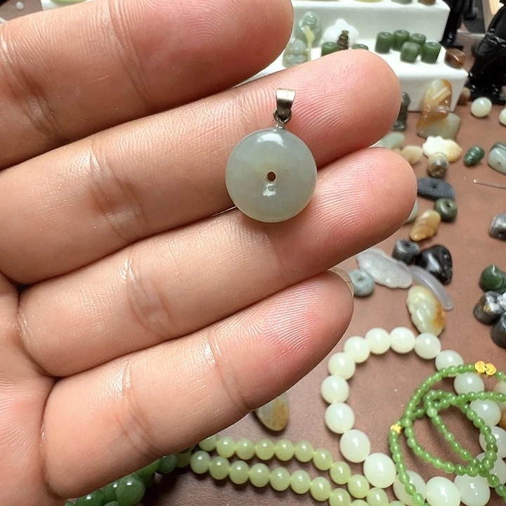 未镶嵌和田玉珠宝半成品