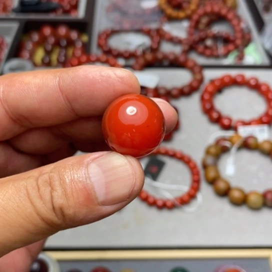 南红玛瑙卡20多样性发其一未镶嵌