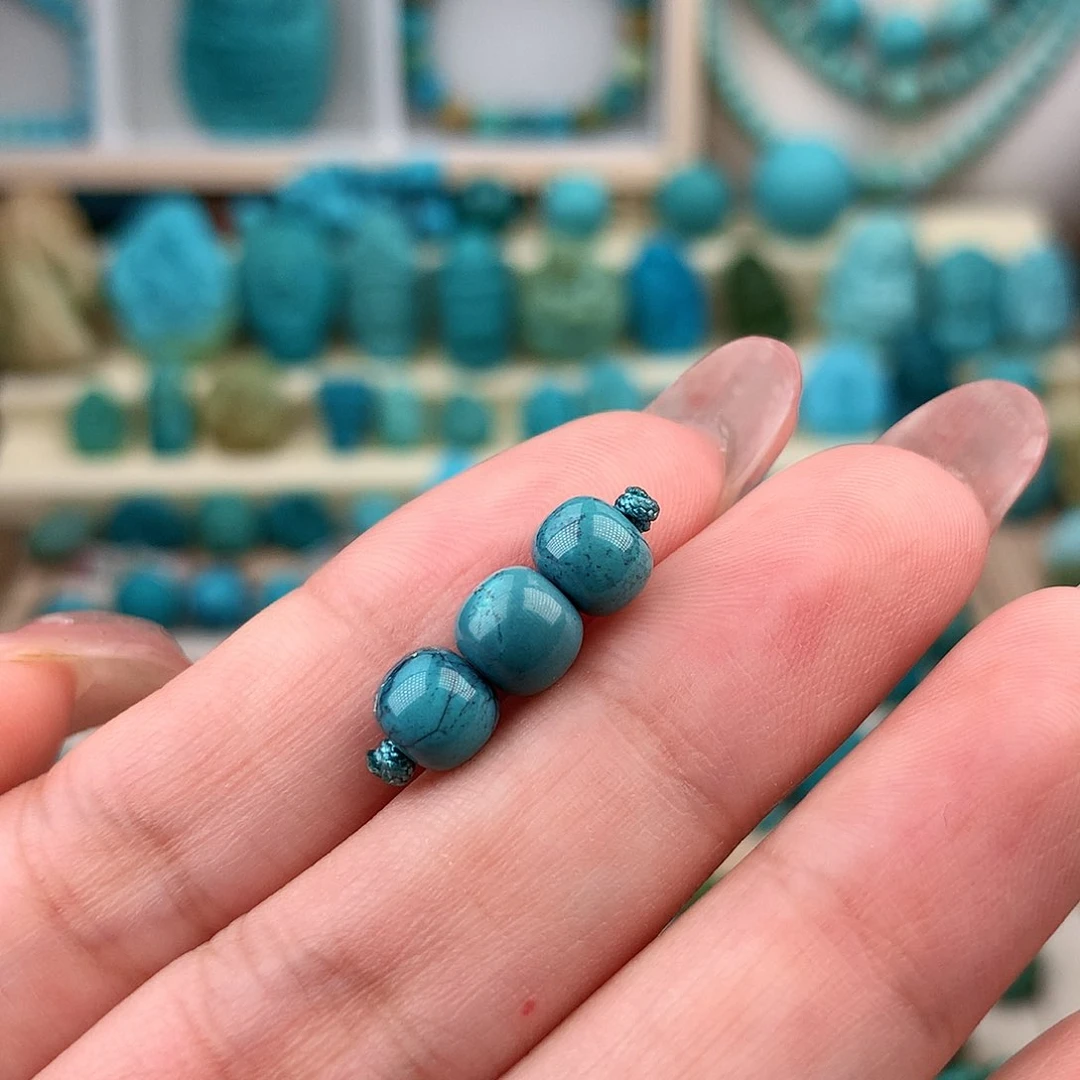 未镶嵌绿松石珠宝奇石