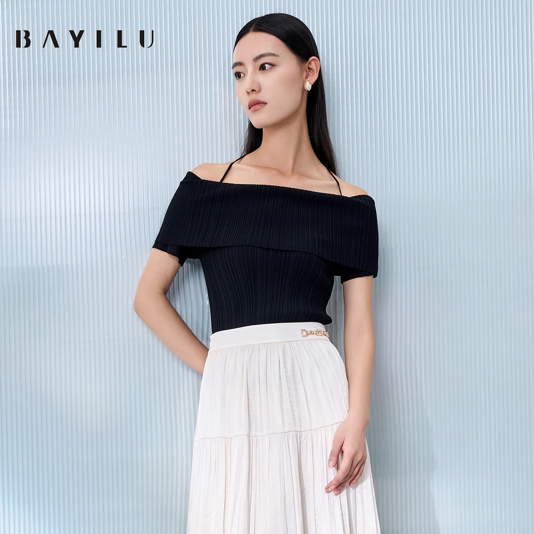 芭依璐夏季针织上衣女显瘦露肩挂脖T恤衫90S0810